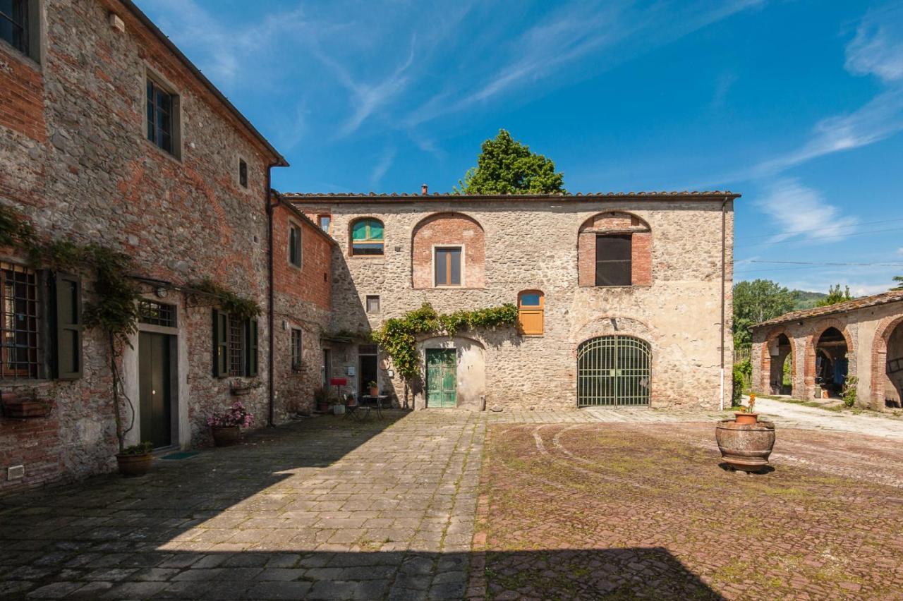 Il Fienile Della Farnia Lägenhet Pistoia Exteriör bild